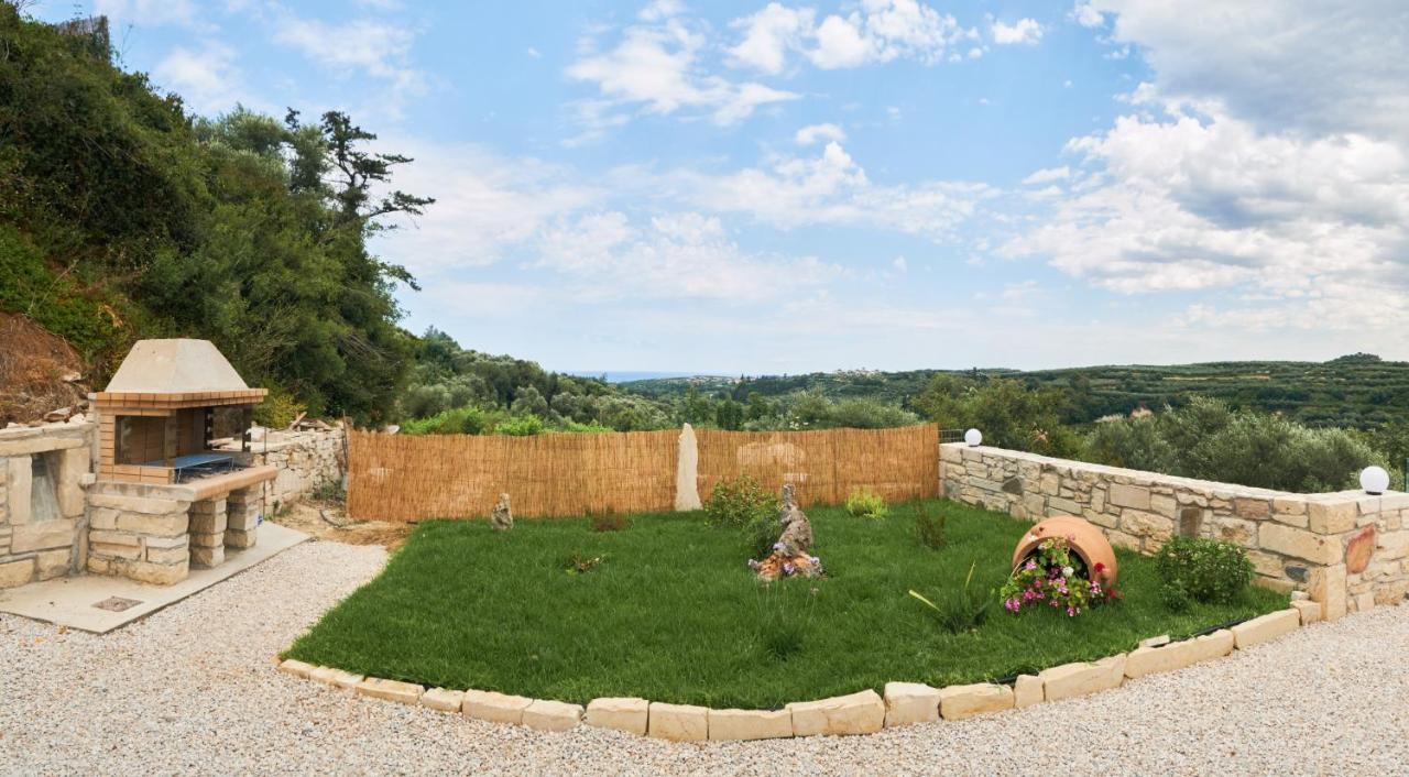 Villa Olive Valley Loutraki (Crete) Exterior foto