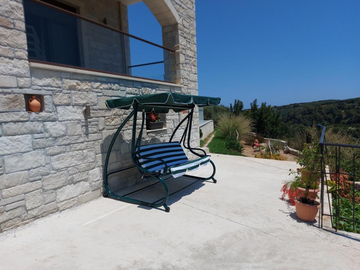 Villa Olive Valley Loutraki (Crete) Exterior foto